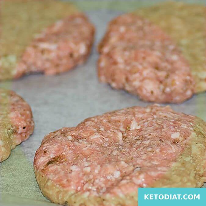 Pilze mit Ei und Low Carb Wurst